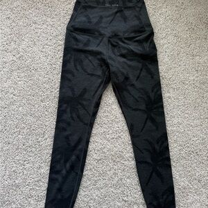 Tavi Noir Black Palm Print Leggings size M